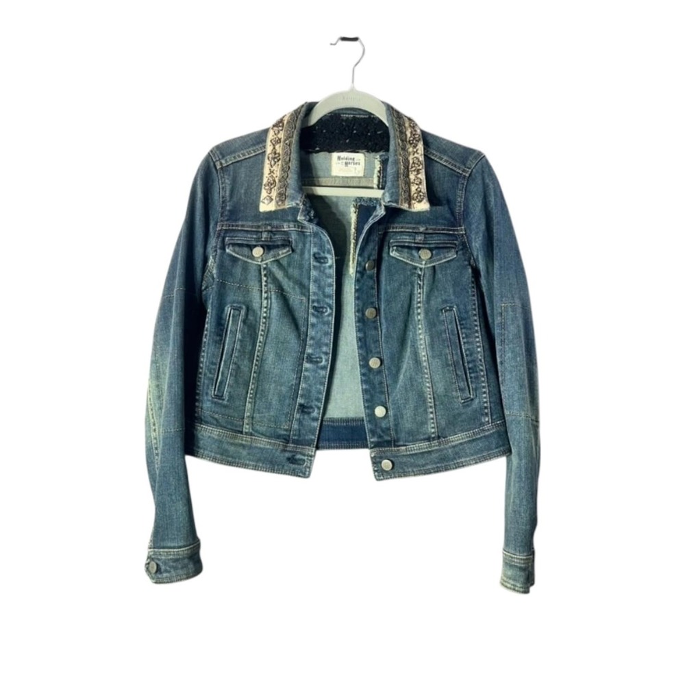 Holding Horses (Anthropologie) Embroidered Denim Jacket Size Small Boho Classic